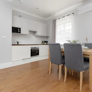 Center Chmielna By Renters Apart Otel
