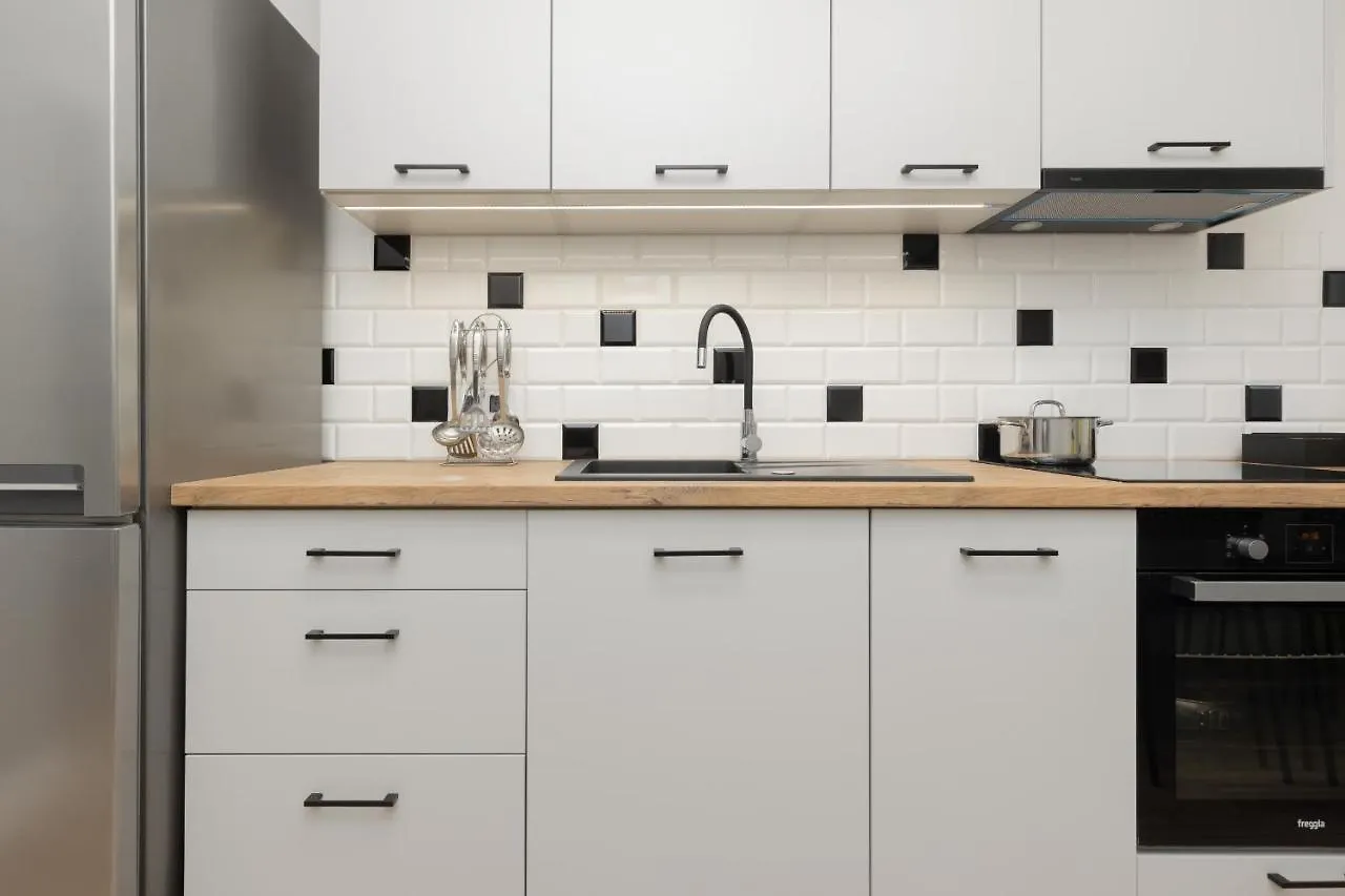 Praga Apartment Lukowska By Noclegi Renters Varşova 0*,  Polonya